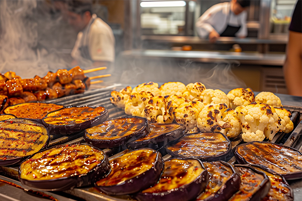 Unter dem Motto Feuer und Faser zeigt Martin Kaak-Wingeyer von der EGV in einem Workshop wie sich auch Plant-based attraktiv grillen lässt.