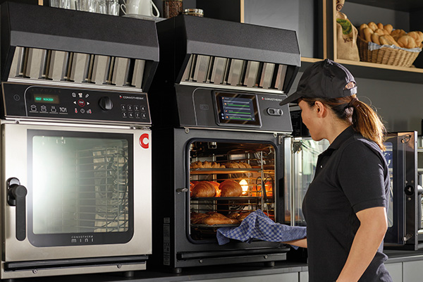 Die Black Edition von Convotherm gibts anlässlich 50 Jahre Convotherm zum Rabattpreis.