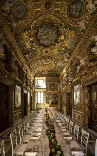 Als exklusive Residenz mit einer erstklassigen Lage beherbergt der Palazzo Borghese den neuen Palazzo Vilòn.